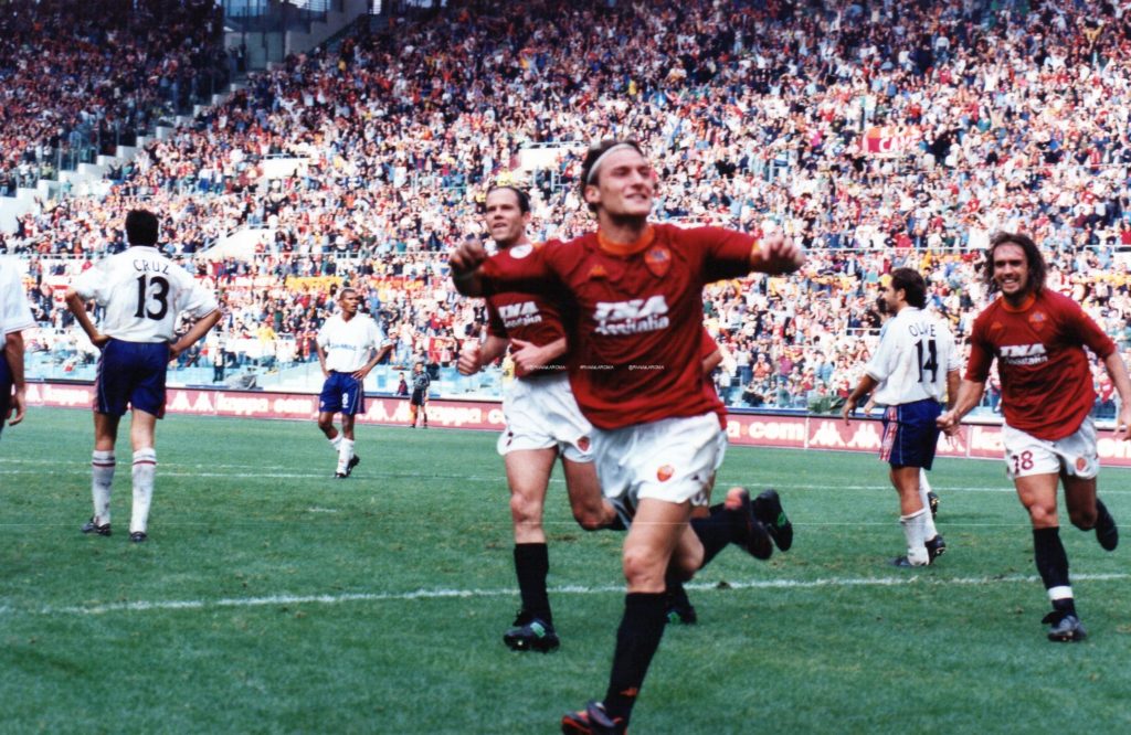 2000 10 01 ROMA BOLOGNA Totti Esultanza