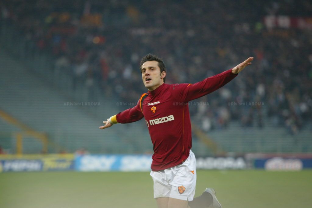 MONTELLA aeroplanino Roma Parma 19.12.2004 2 red