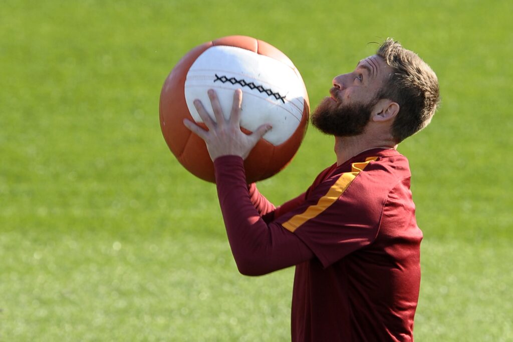 DE ROSSI 1 PRE LIONE