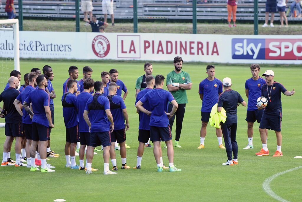 DI FRANCESCO 2 E IL PRIMO ALLENAMENTO gruppo