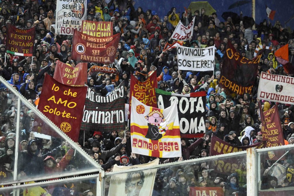 TIFOSI IN FESTA ALLA FINE ROMA FIORENTINA 2 A 4