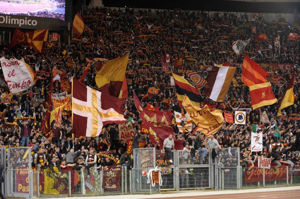 LA CURVA IN FESTA 2 ROMA BARCELLONA 3 a 0