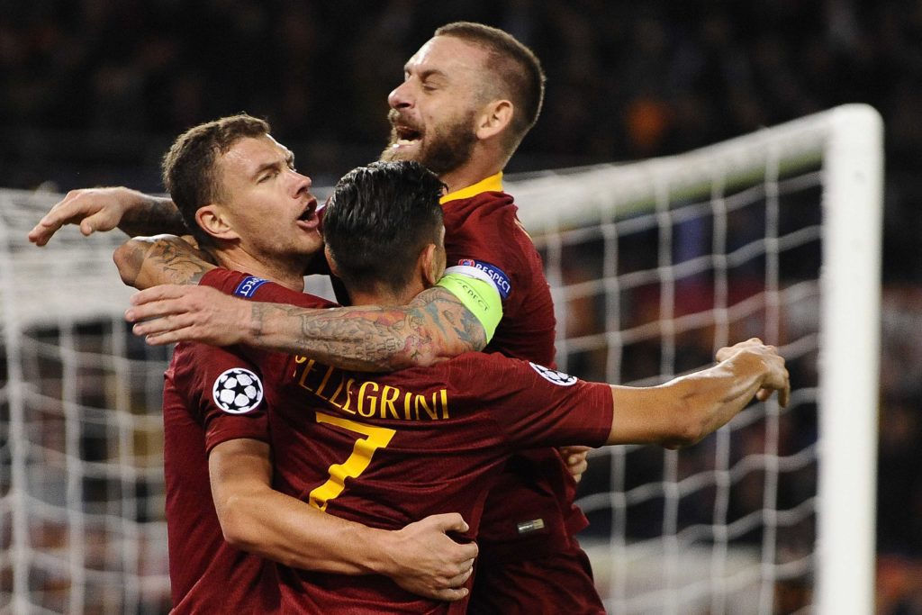 DE ROSSI FESTEGGIA DZEKO 0 ROMA CSKA 3 a 0