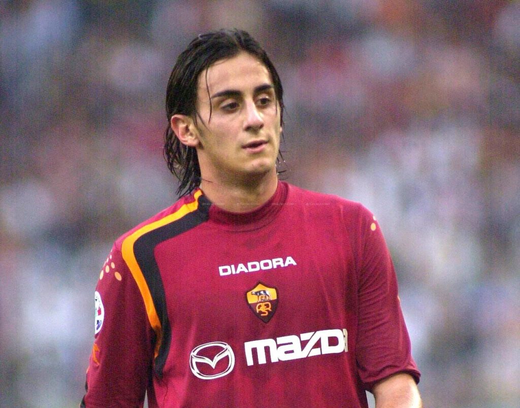 AQUILANI Roma Cagliari 31.10.2004 6 red