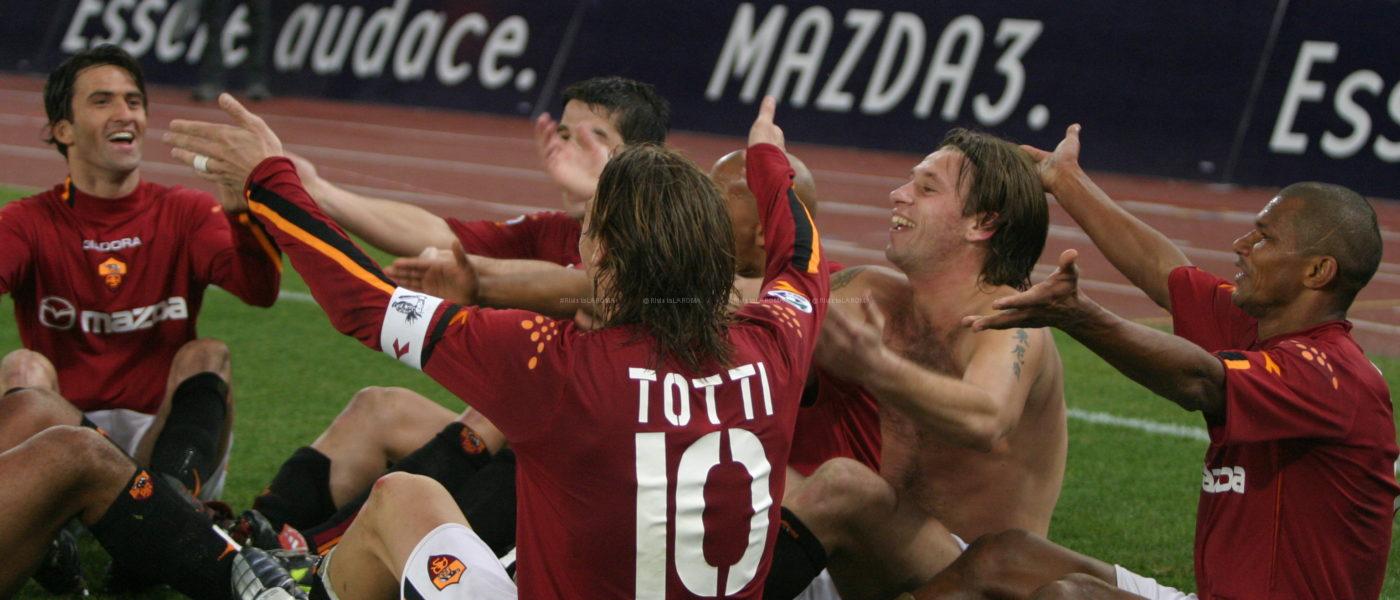 CASSANO DOPO GOL Roma Juventus 8.2.2004 13 red