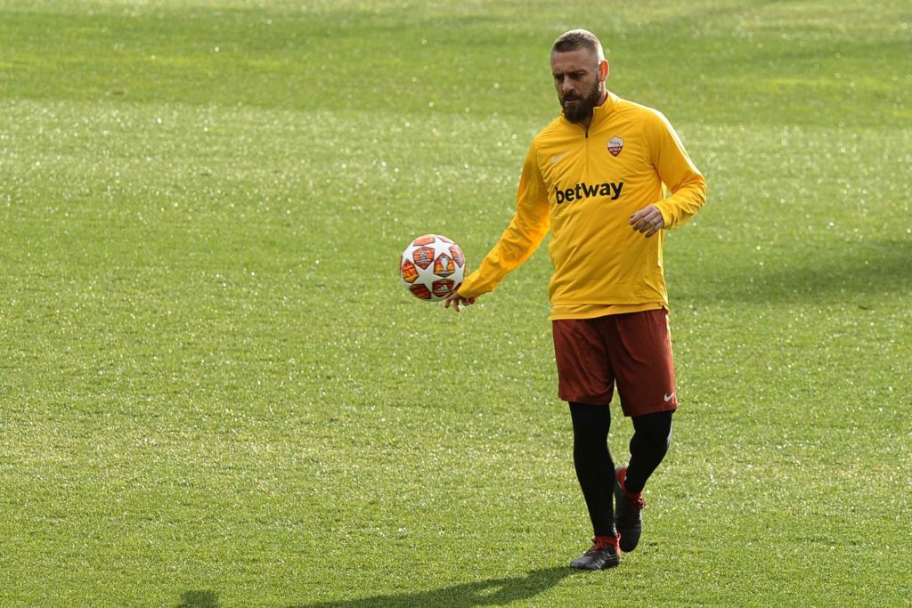 DE ROSSI differenziato 2 VIGILIA CHAMPIONS