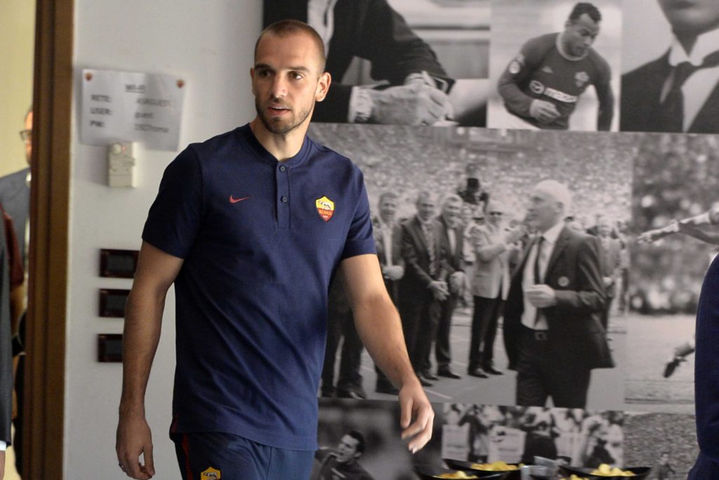 PAU LOPEZ 00