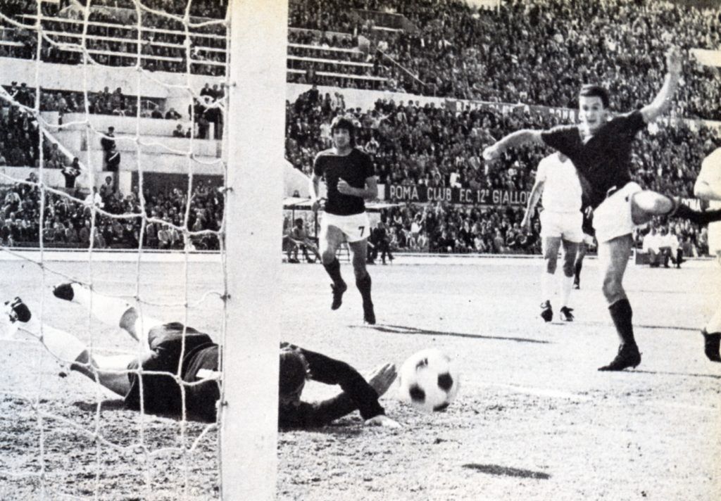 NEGRISOLO GOL Roma Vicenza 27.4.1975 1 red