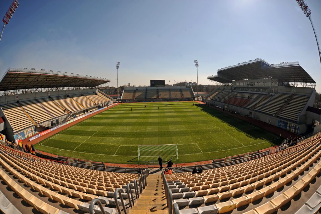 Zorya stadio Slavutich Arena