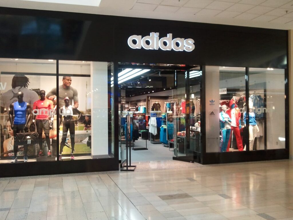 Store adidas