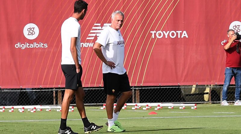 Allenamento a trigoria MOURINHO FOTI