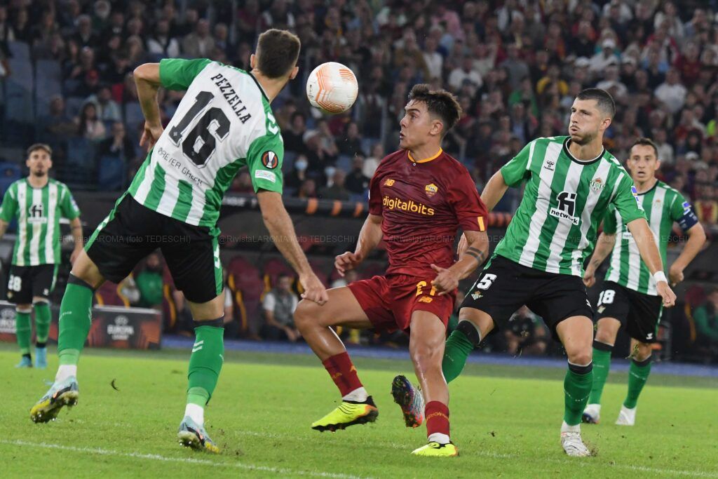 ROMA BETIS. DYBALA 2