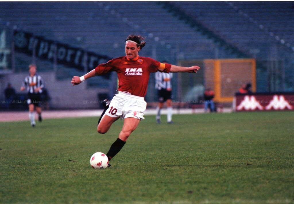 2000 12 10 ROMA UDINESE totti 4