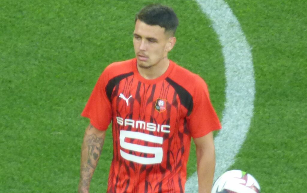 Enzo Le Fee WIKI Lens Stade Rennais 20 08 2023 54