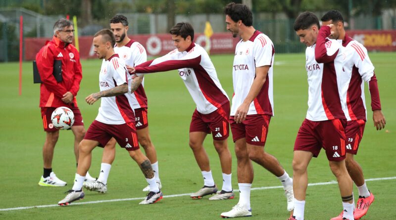 2024-10-23 allenamento trigoria gruppo dybala