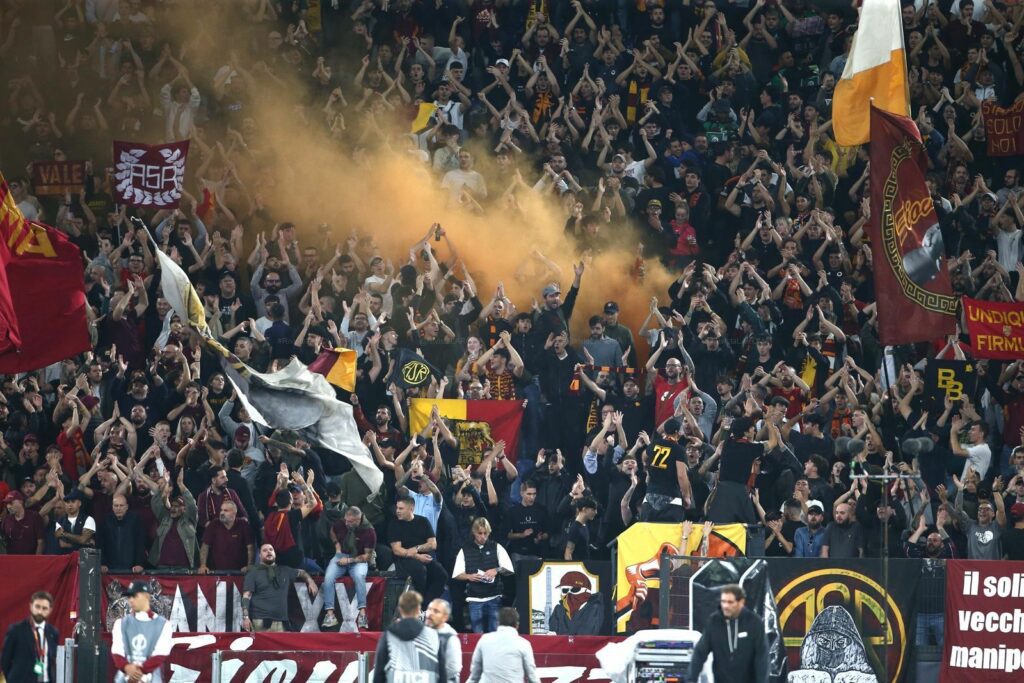 2024-10-24 Roma-Dynamo curva sud tifosi