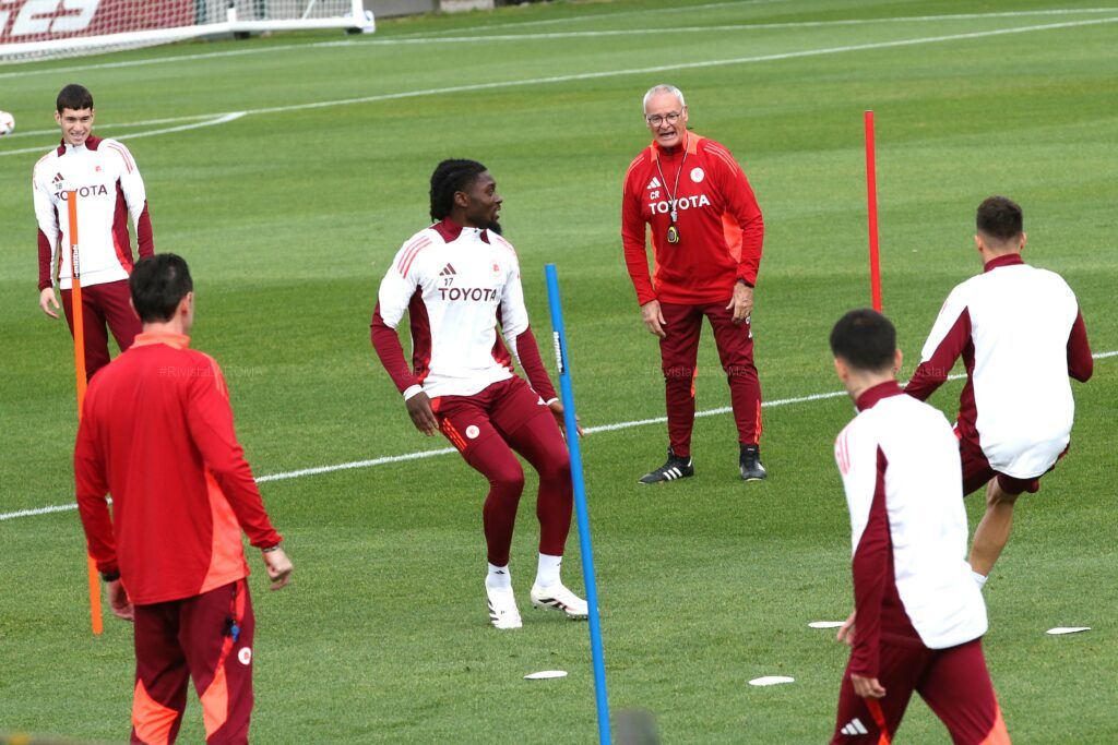 2024-11-27 allenamento trigoria Ranieri