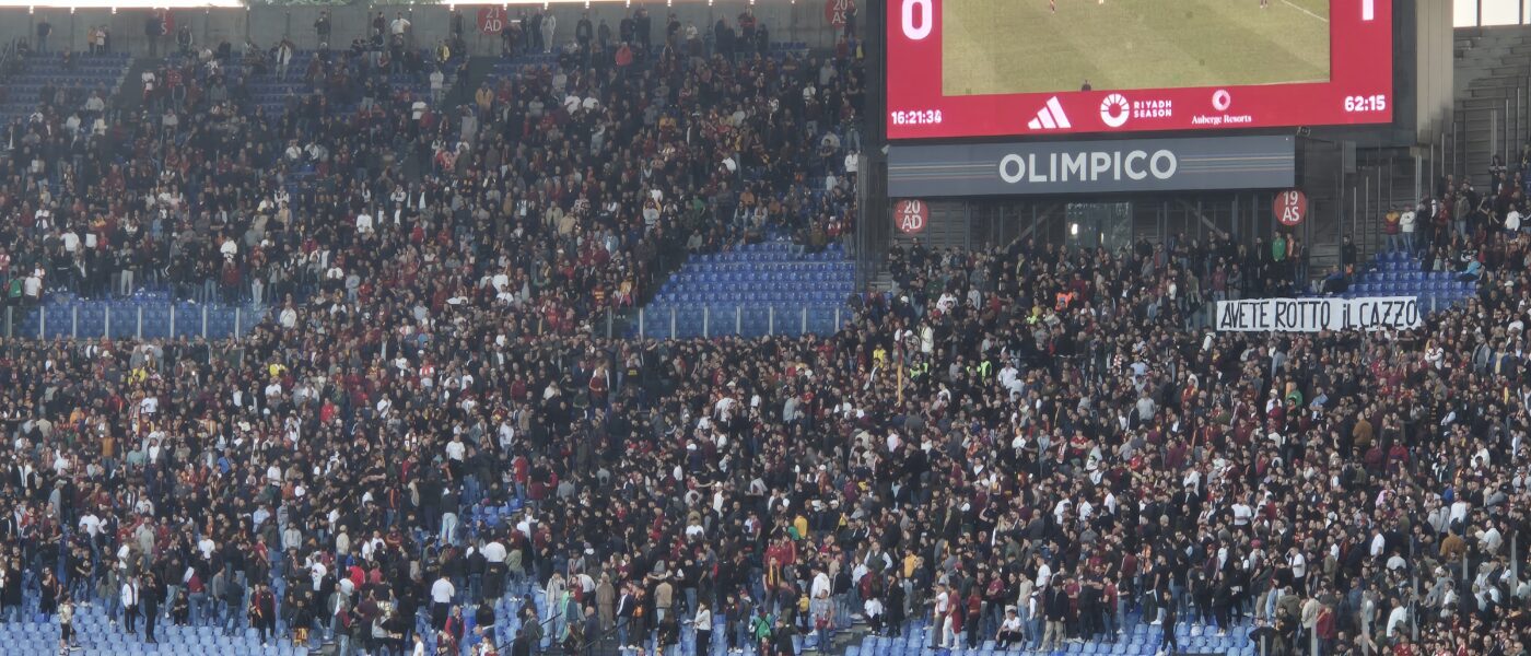 2024-11-10 roma-bologna contestazione curva sud