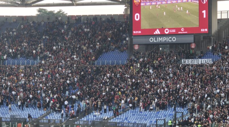 2024-11-10 roma-bologna contestazione curva sud