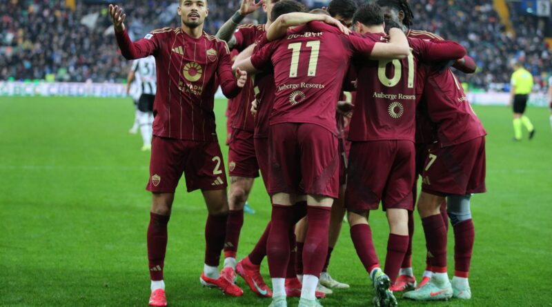 2025-01-26 UDINESE-ROMA esultanza gruppo