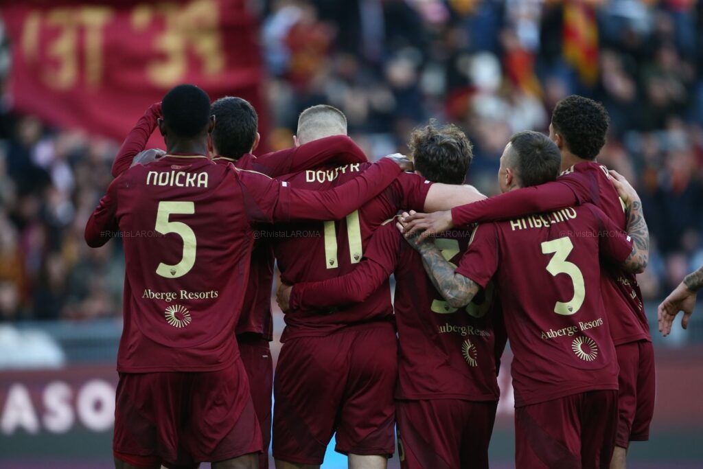 2025-03-16 ROMA-CAGLIARI gruppo esultanza gol